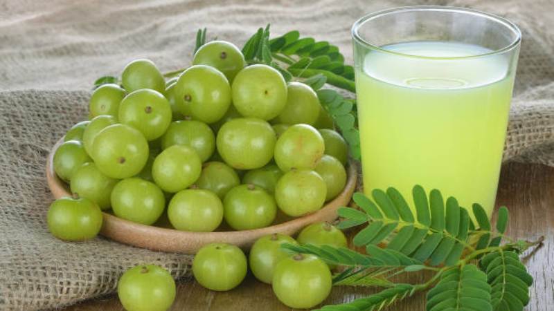 What Are Gooseberries And Do They Have Benefits?